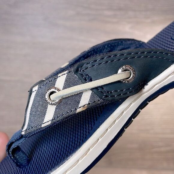 Sperry Top Sider Seafish Women’s Sz 7M Blue Leather Nylon Thong Flip Flop Sandal - Picture 11 of 12